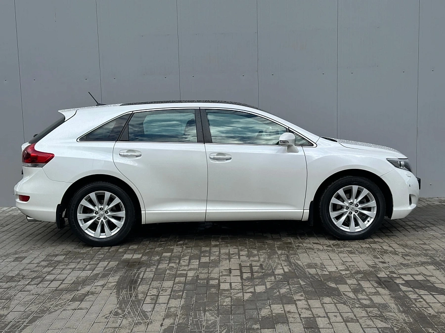 Toyota Venza, 2013г., полный привод, автомат