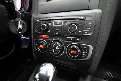 Citroen C4, 2012г, передний привод, автомат