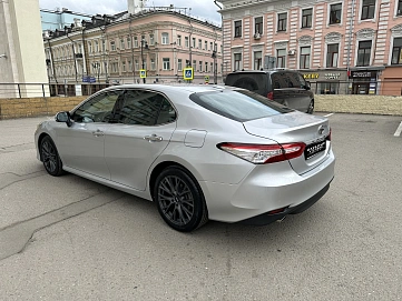 Toyota Camry, 2020г, передний привод, автомат