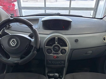 Renault Modus, 2008г, передний привод, робот