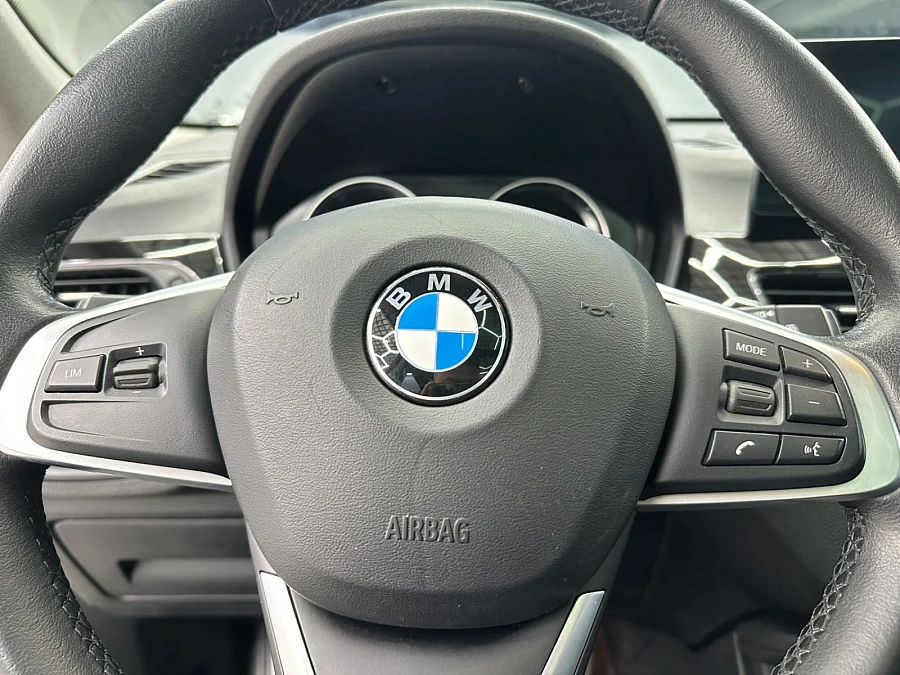 BMW X1, 2021г., передний привод, робот