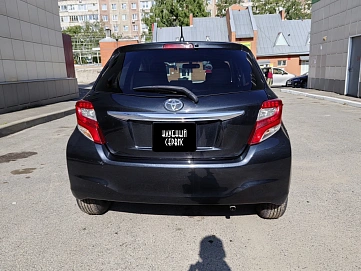 Toyota Vitz, 2015г, передний привод, вариатор