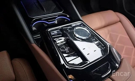 BMW 5 серии, 2024г, полный привод, автомат