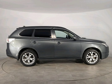 Mitsubishi Outlander, 2013г, полный привод, вариатор