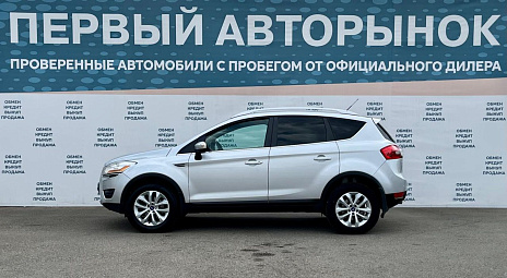 Ford Kuga, 2011г, передний привод, автомат