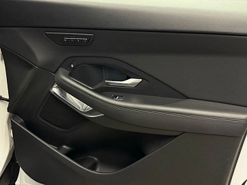 Jaguar E-Pace, 2018г, полный привод, автомат