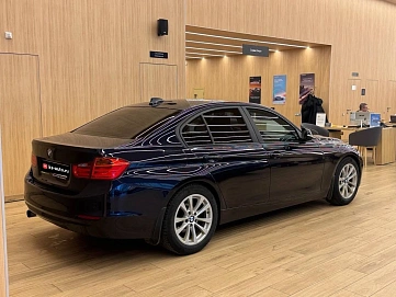 BMW 3 серии, 2012г., задний привод, автомат