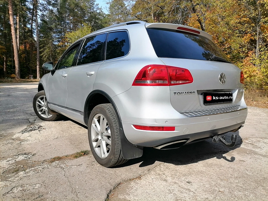 Volkswagen Touareg, 2011г., полный привод, автомат