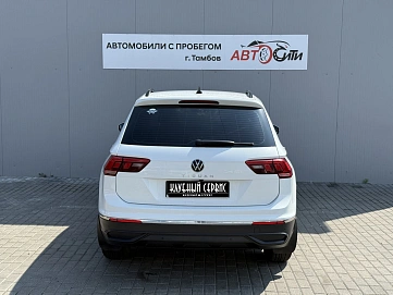 Volkswagen Tiguan, 2021г, передний привод, механика