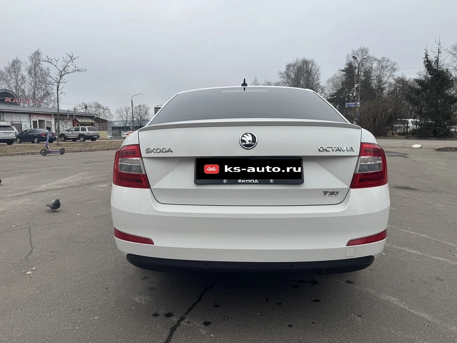 Skoda Octavia, 2014г., передний привод, робот