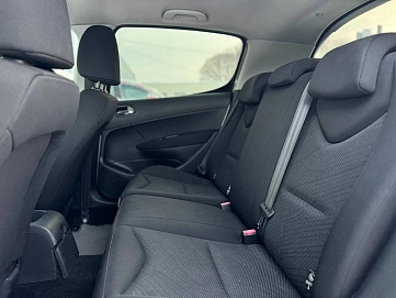 Peugeot 308, 2010г, передний привод, механика