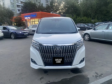 Toyota Esquire, 2018г, передний привод, вариатор