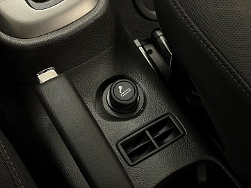 Chevrolet Aveo, 2012г., передний привод, механика