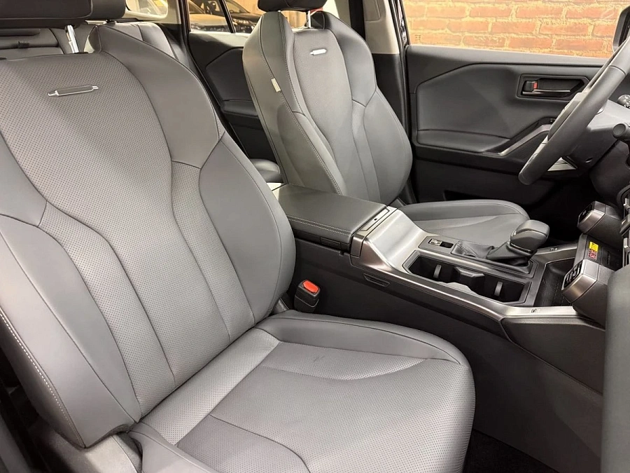 Toyota RAV4, 2026г., полный привод, вариатор