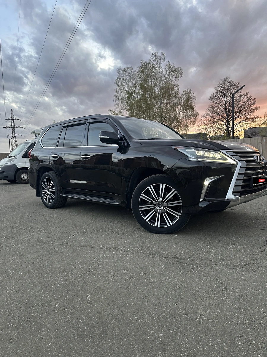 Lexus LX, 2016г., полный привод, автомат