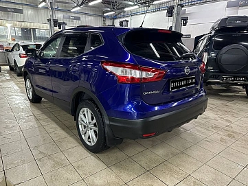 Nissan Qashqai, 2014г, передний привод, вариатор