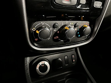 Renault Duster, 2013г, полный привод, механика