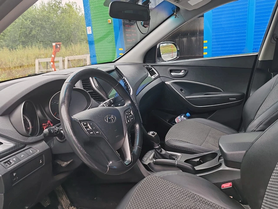Hyundai Santa Fe, 2015г., полный привод, механика