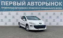 Peugeot 308, 2010г., передний привод, механика