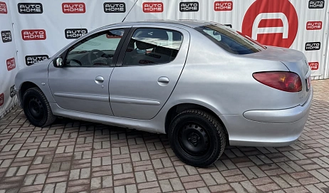 Peugeot 206, 2009г, передний привод, механика