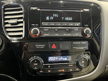 Mitsubishi Outlander, 2014г, полный привод, вариатор
