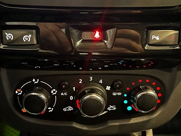 Renault Duster, 2018г, передний привод, автомат