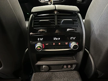 BMW , 2021г., полный привод, автомат