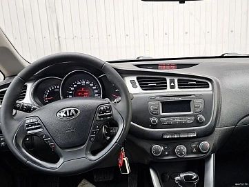 Kia Ceed, 2015г, передний привод, автомат