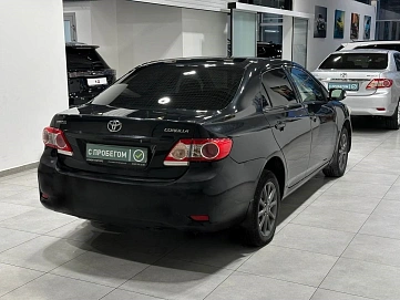 Toyota Corolla, 2012г, передний привод, автомат