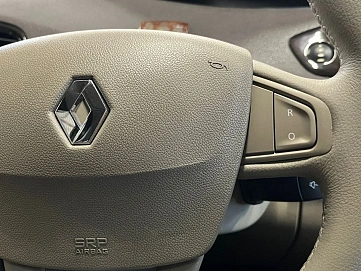 Renault , 2011г., передний привод, механика