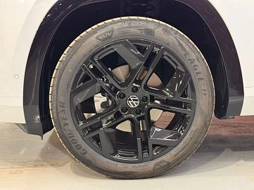 Volkswagen , 2025г., полный привод, робот