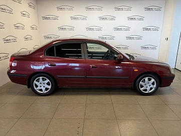 Hyundai Elantra, 2008г., передний привод, механика