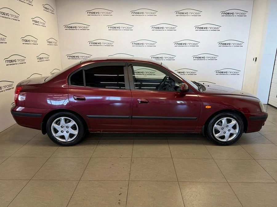 Hyundai Elantra, 2008г., передний привод, механика