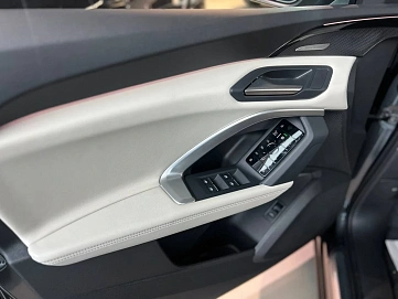 Audi Q5 Sportback, 2025г, полный привод, робот