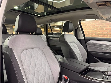 Volkswagen Tavendor, 2025г, полный привод, робот