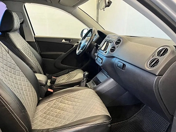 Volkswagen Tiguan, 2011г, передний привод, механика