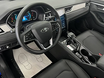 JAC J7, 2023г, передний привод, вариатор