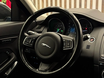 Jaguar E-Pace, 2018г, полный привод, автомат