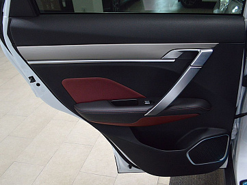 Geely Coolray, 2020г, передний привод, робот