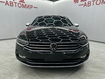Volkswagen Magotan, 2022г, передний привод, робот