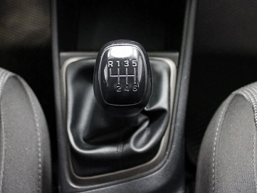 Hyundai Solaris, 2019г., передний привод, механика