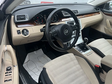 Volkswagen Passat CC, 2013г., передний привод, механика