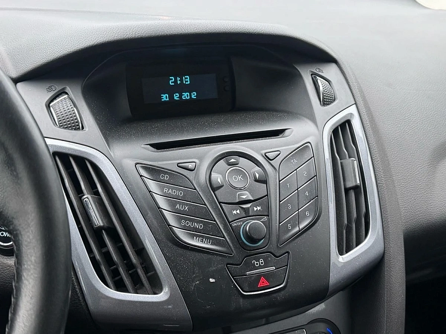 Ford Focus, 2012г., передний привод, робот
