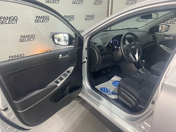 Hyundai Solaris, 2015г, передний привод, автомат