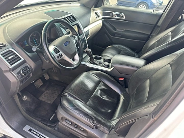 Ford Explorer, 2013г, полный привод, автомат