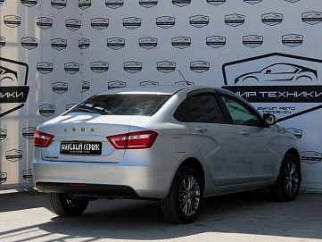 Lada (ВАЗ) Vesta, 2019г, передний привод, механика