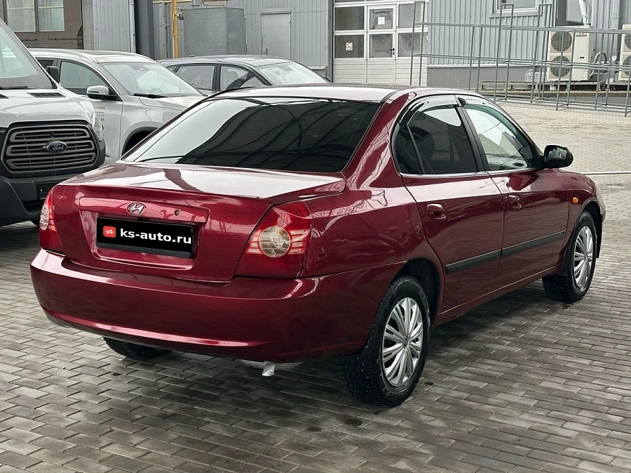 Hyundai Elantra, 2004г., передний привод, механика