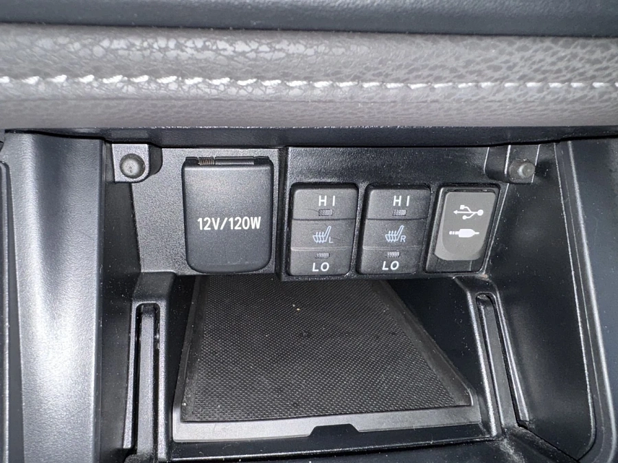 Toyota Auris, 2018г., передний привод, механика