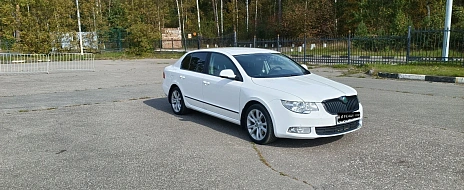 Skoda Superb, 2012г, передний привод, автомат