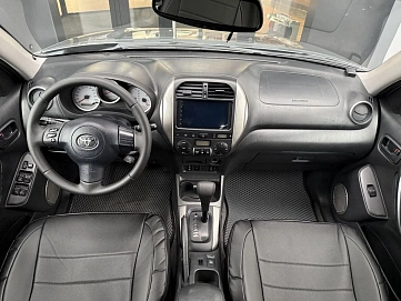 Toyota RAV4, 2004г, передний привод, автомат